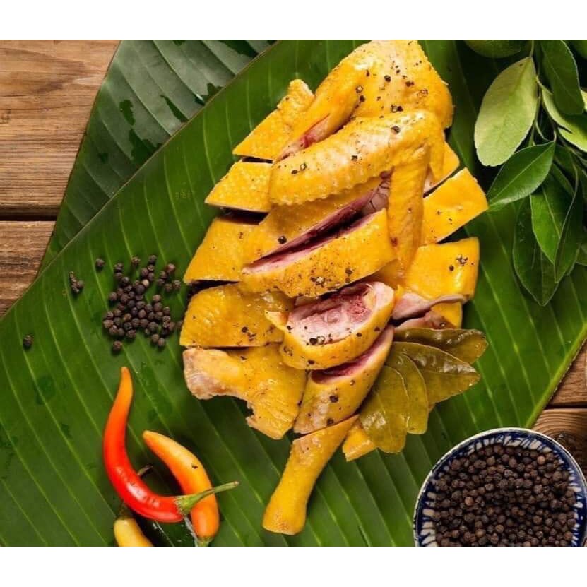 Madam Hoang Salted Chicken / Ga U Muoi