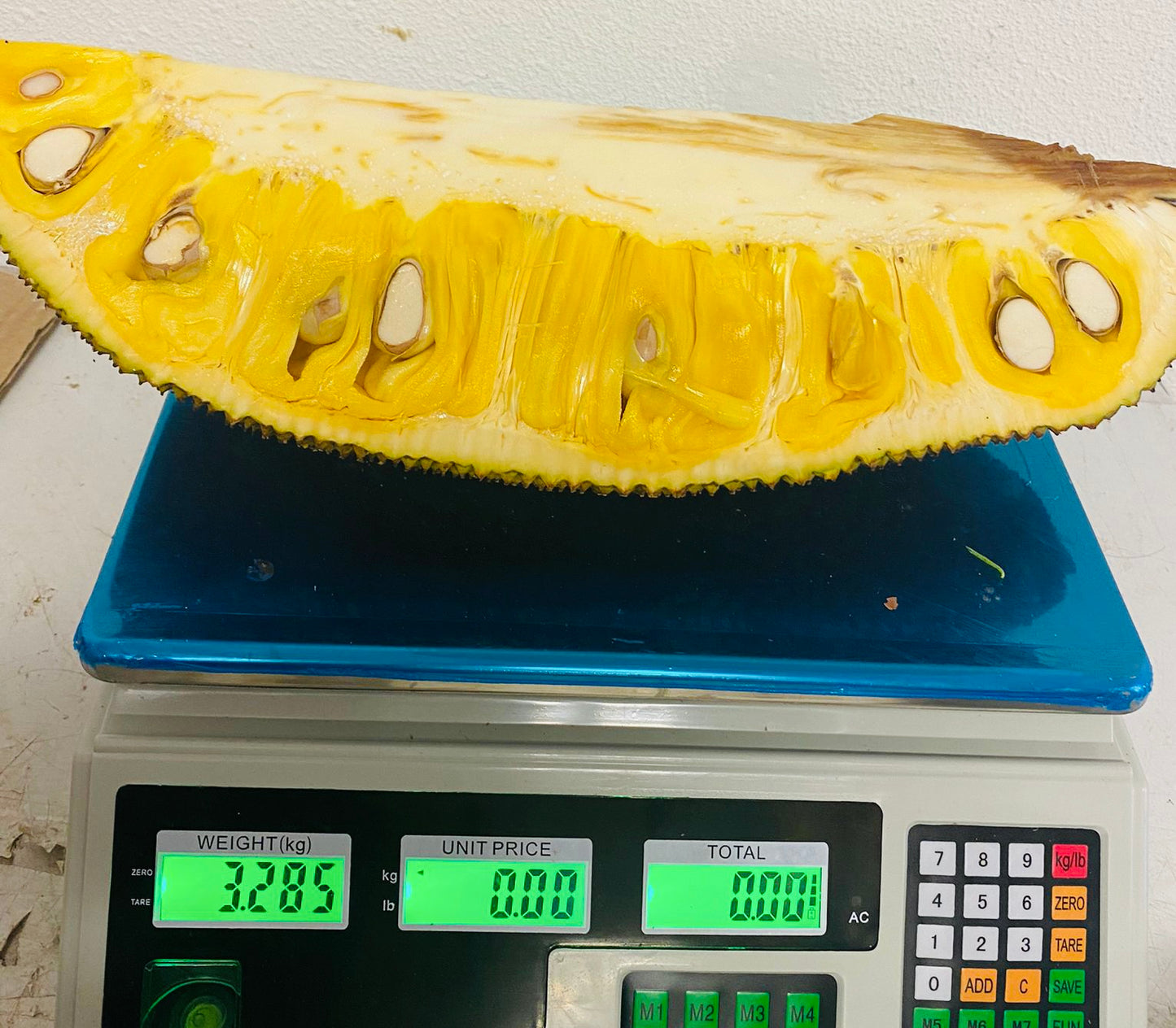 Fresh Jackfruit 1 Pieces / Mít tươi miếng 3.47 Kg (12.99/1 Kg)