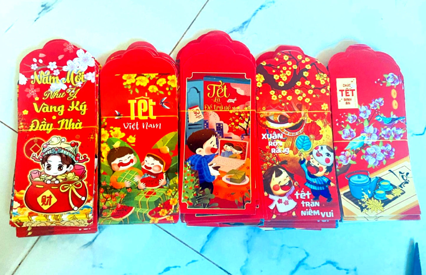 Mixed Hong Bao/ Bao Li Xi Tet Viet Nam 10 Cai Ngau Nhien