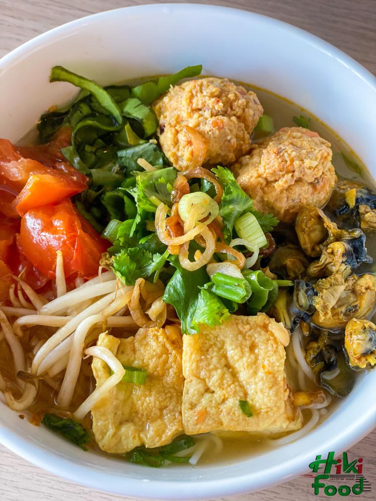 NL- Apple Snail Grab Meat Noodles/ Bun Rieu Cua Oc RECEIVE ON 10/11/12 June