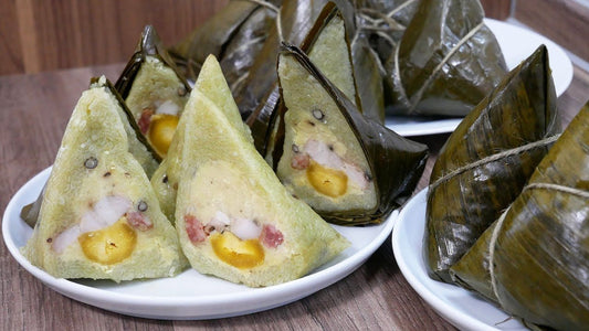 Bamboo Leaf Cake Meat With Egg/Banh U Thập Cẩm Trứng Muối 400-420g