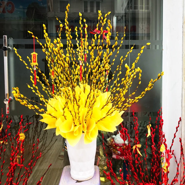 TET Yellow Flowers Set / Bo Trang Tri Hoa Vang TET