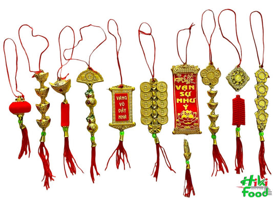 Tet Hanger Decoration 10 Piecies /Bo Day Treo Cay Trang Tri Tet 10 Cai Ngau Nhien