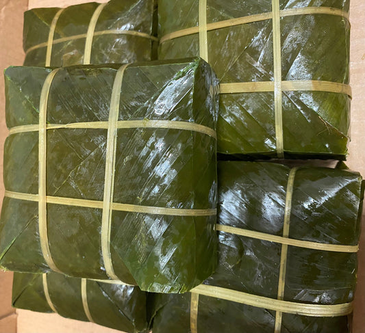 La Dong Chung Cake/ Banh Chung La Dong 0.9Kg - 1.1Kg