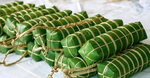 Sweet Mung Bean Sticky Rice Cake/ Banh Tet Dau Ngot 1 Kg-1.2 Kg