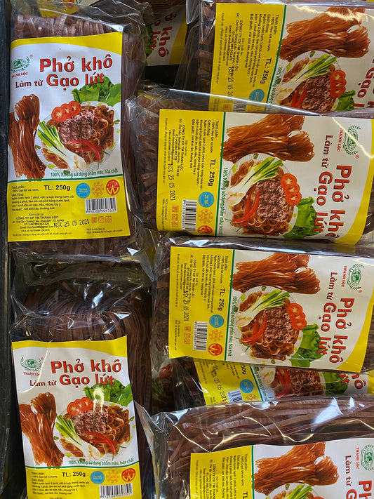 Brown Dried Noodles 500g / Pho Kho Gao Lut 500g (BBD: 2/7/2023)
