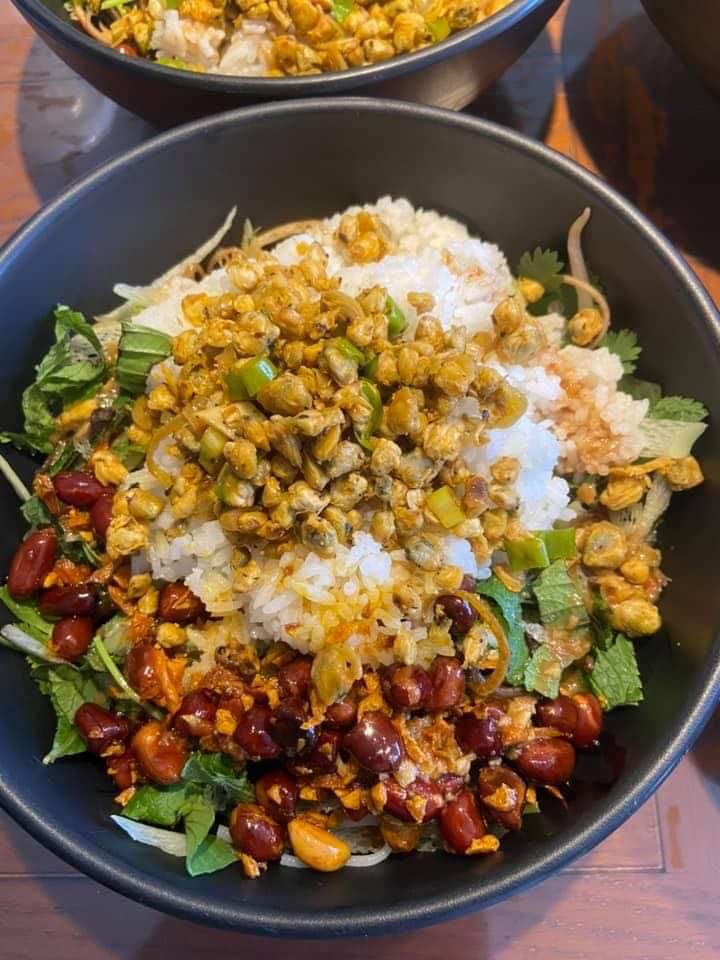 Vietnamese Rice Dish with Clams / Com Hen RECEIVE ON 6/7/8 May