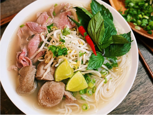NL - Vietnamese Beef Noodles/ Pho Bo Nam Gan Bo Vien RECEIVE ON THURSDAY 02/03/04 November