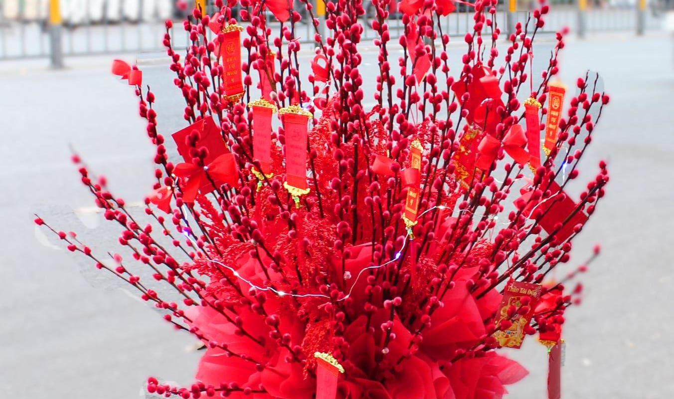 TET Red Flowers Set / Bo Trang Tri Hoa Do TET