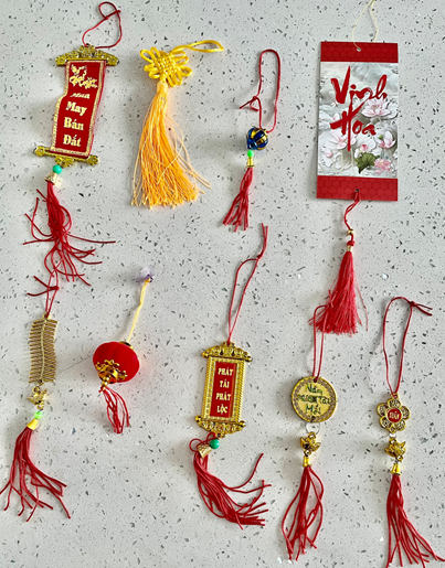 Tet Hanger Decoration 9 Piecies /Bo Day Treo Cay Trang Tri Tet 9 Cai ...